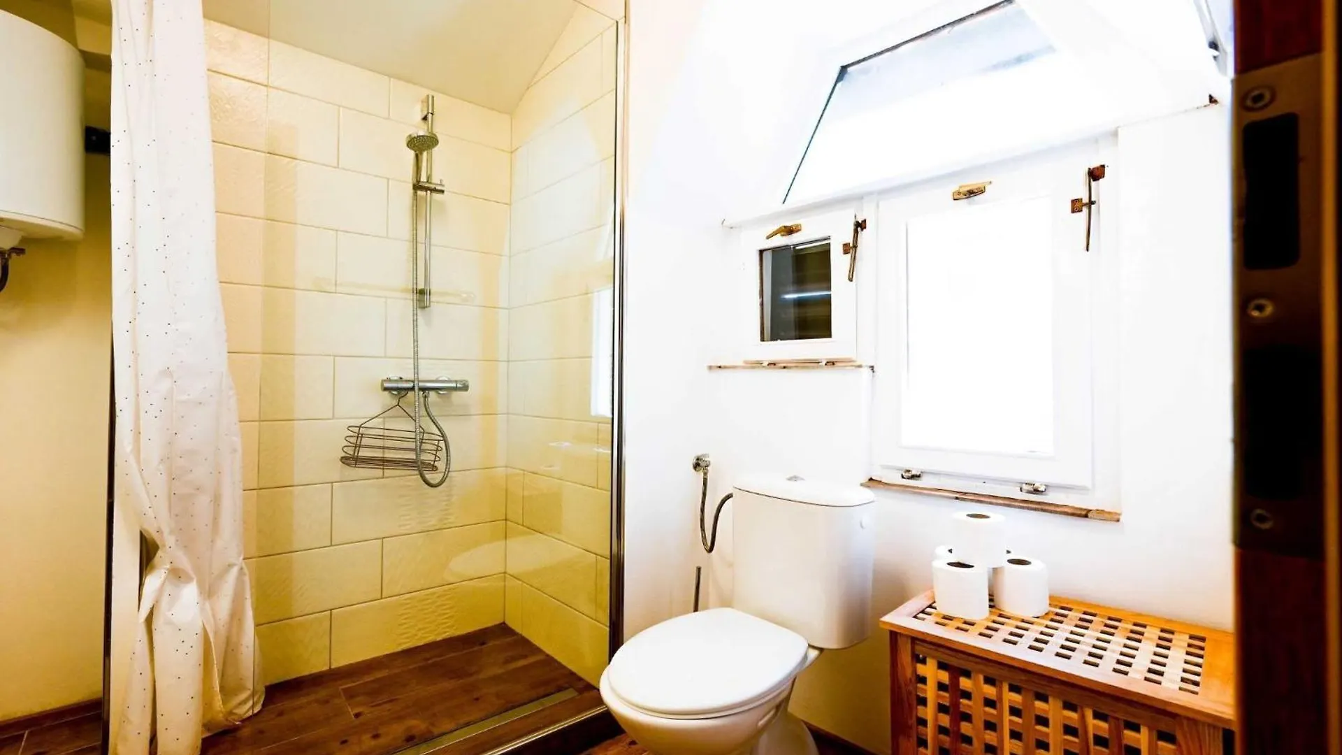 Snug And Stylish Downtown Rovinj Apartment