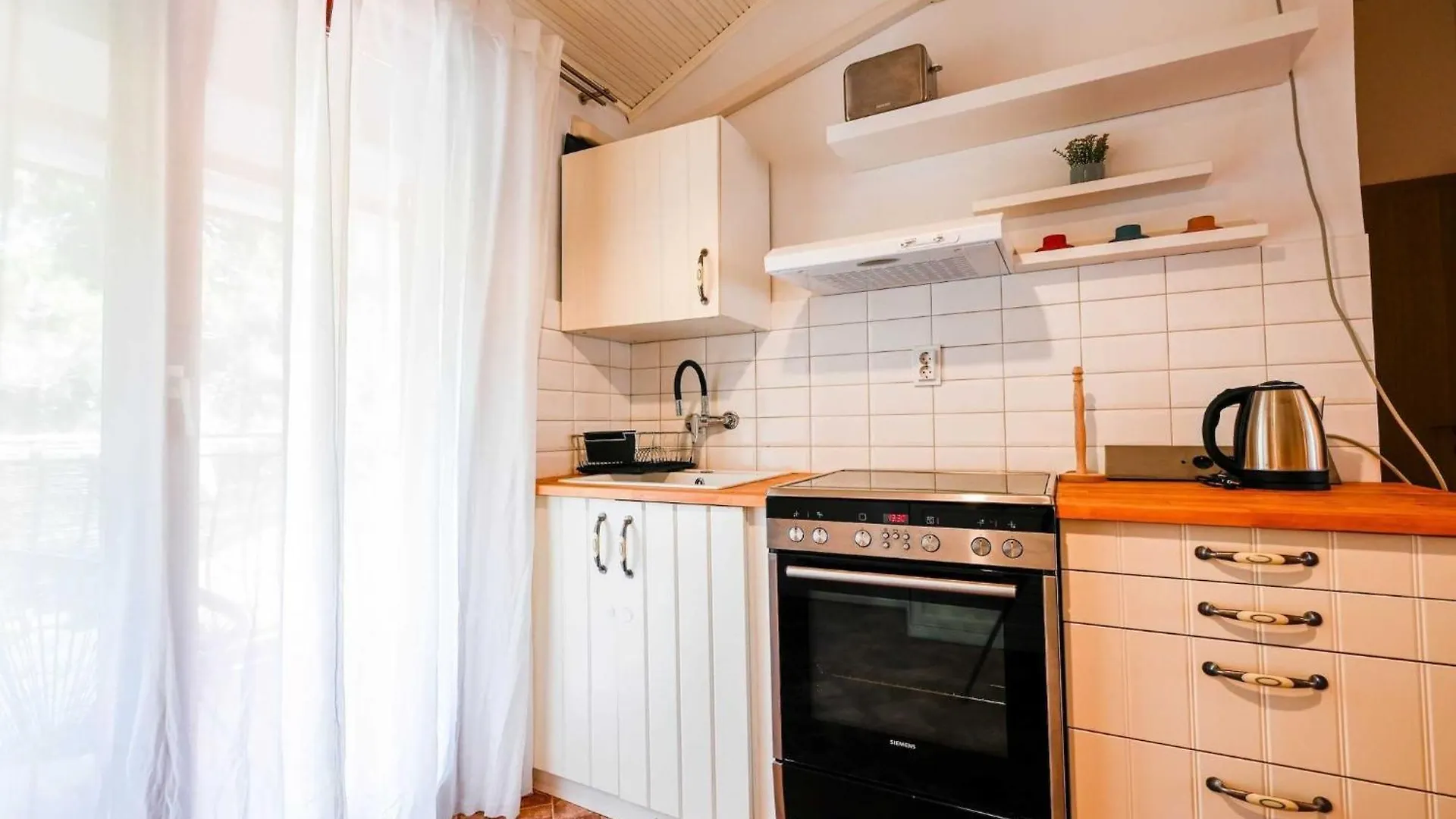Snug And Stylish Downtown Rovinj Apartment